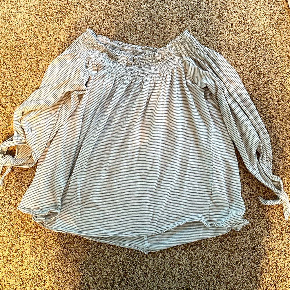 Women’s shirt. Size Small. Brand is Wishlist.